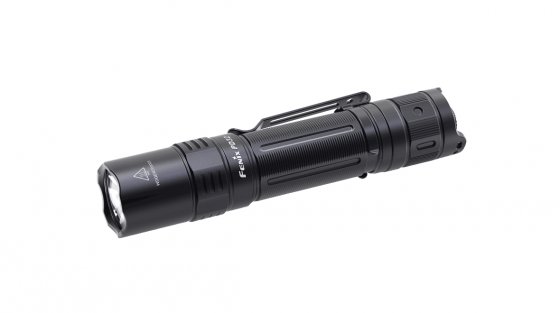 Zseblámpa Fenix PD32 V2.0