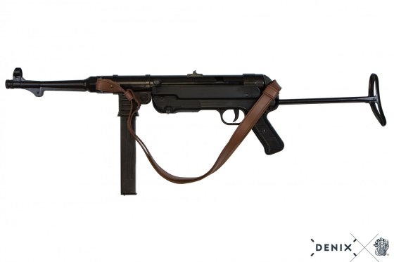 MP40 replika hevederrel, Németország 1940