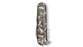 Victorinox Spartan álcázott