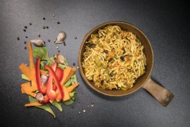 Dehidratált étel – zöldség tésztával Tactical Foodpack