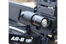 Taktikai lámpa számszeríjhoz Steambow AR-6 Stinger II