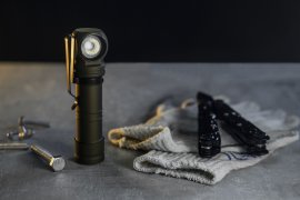 Fejlámpa Armytek Wizard C2 Pro MAX Olive Hideg fény