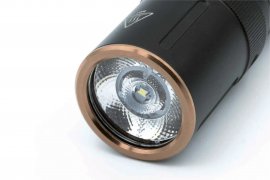 Zseblámpa Fenix E12 V2.0