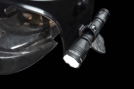 Sisaktartó Armytek AHM-01 lámpákhoz
