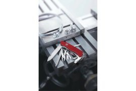 Multifunkciós zsebkés Victorinox Workchamp piros
