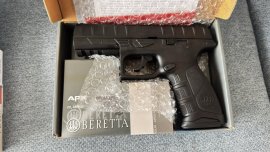 Értékelések: Umarex Beretta APX 4,5mm légpisztoly - 1