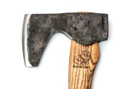 Fejsze BeaverCraft Compact Long-Bearded Bushcraft Hatchet AX6 3