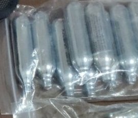 Értékelések: CO2 bombička 12g Crosman 1db - 1