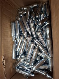 Értékelések: CO2 bombička 12g Crosman 1db - 1