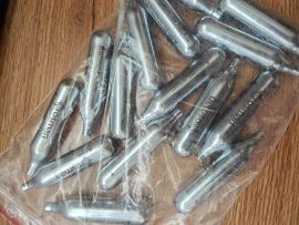 Értékelések: CO2 bombička 12g Crosman 1db - 1