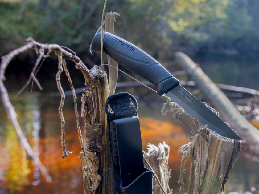 Kés Morakniv Companion Tactical fekete rozsdamentes