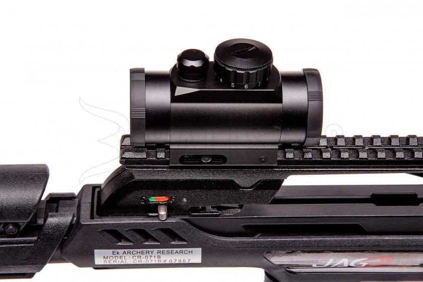 Kuša Beast Hunter JAG2 PRO 175LB fekete