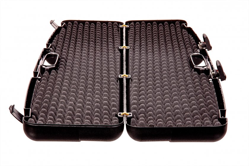 Fegyverkoffer 125x25x11 zárral