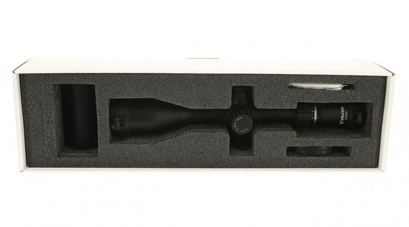 Valiant Zephyr 6-24x50 SF SIR 20X 1/2 Mil Dot céltávcső