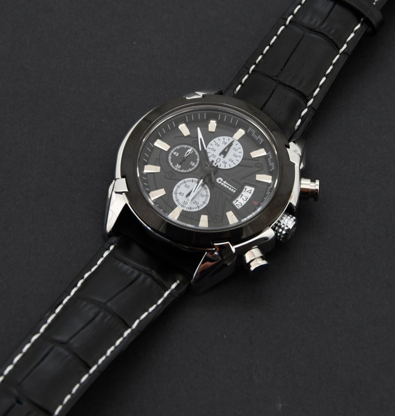 Chrono Black Compass karóra