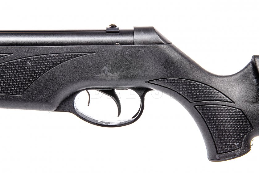 Légpuska Ekol Major F fekete 5,5mm