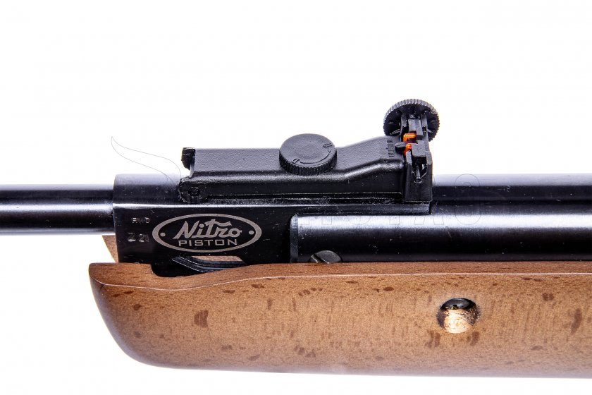 Légpuska Crosman Vantage NP 4,5mm + 4x32 optika