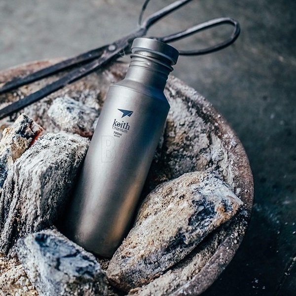 Titan palack Keith Sport Bottle 700ml