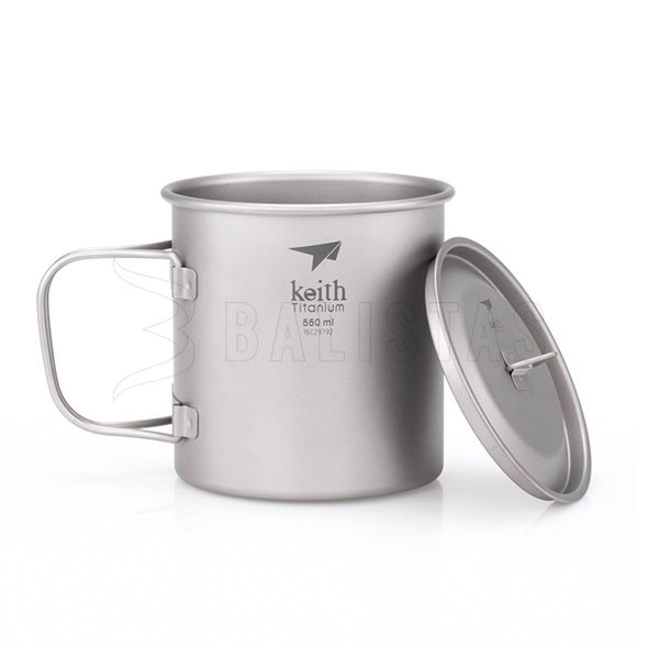 Titan bögre Keith fedéllel 550ml
