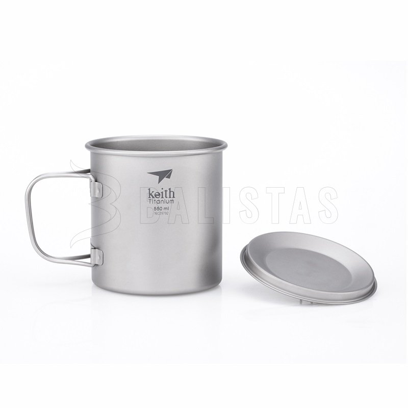 Titan bögre Keith fedéllel 550ml