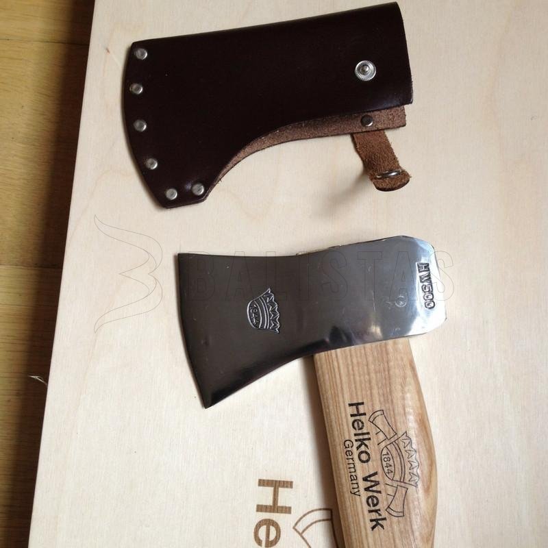 Helko Werk Hudson Bay Camp Hatchet tábori fejsze 500g