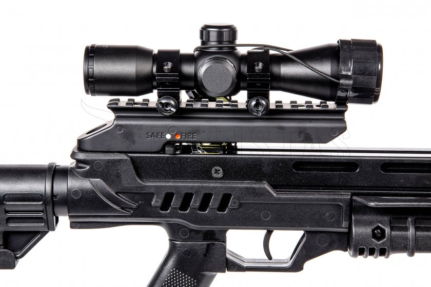 Számszeríj Mankung Stalker XB52 185lbs fekete KIT