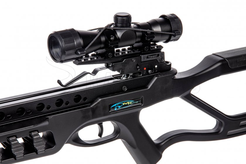 Számszeríj Mankung Fighter XB86 185lbs fekete KIT