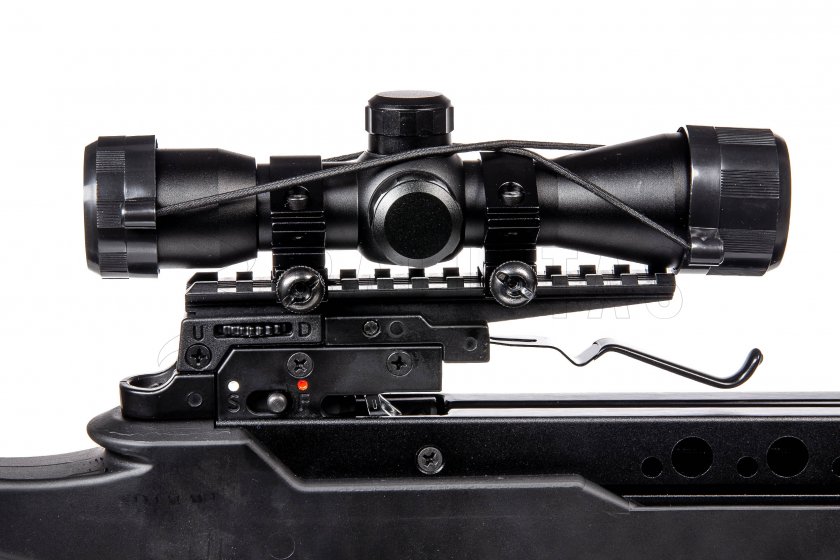 Számszeríj Mankung Fighter XB86 185lbs fekete KIT