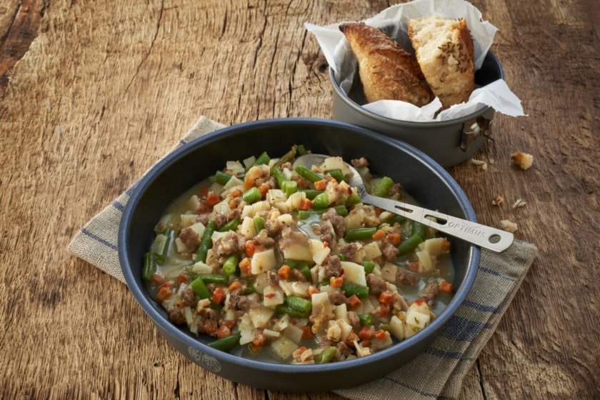 Toskánská marhahúsos finomság burgonyával és babbal Trek'n Eat (gluténmentes)
