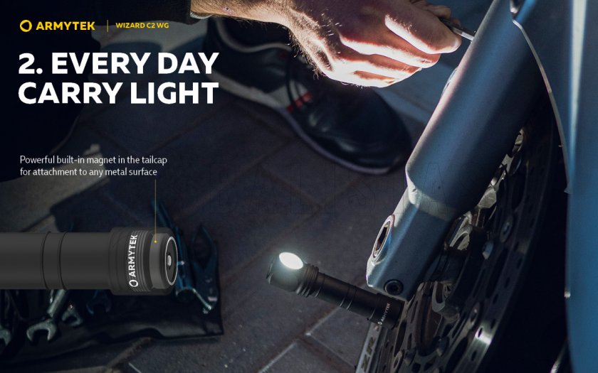 Armytek Wizard C2 WG fejlámpa hideg és zöld fénnyel