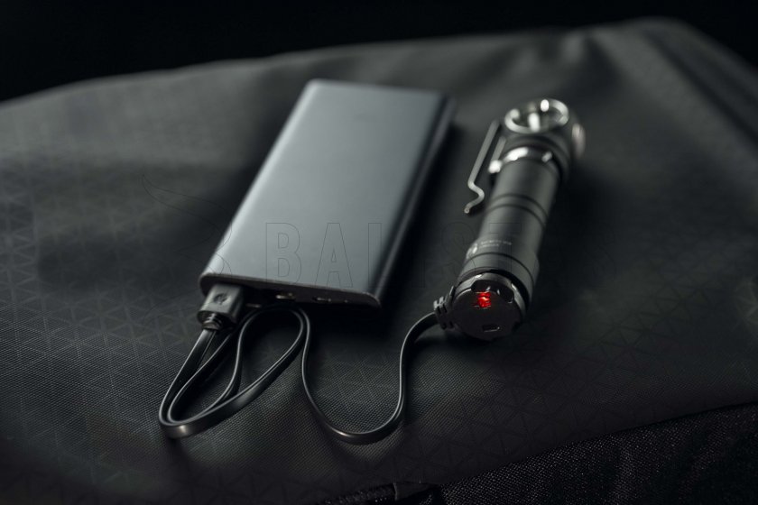 Zseblámpa Armytek Wizard C2 Pro MAX LR hideg fény