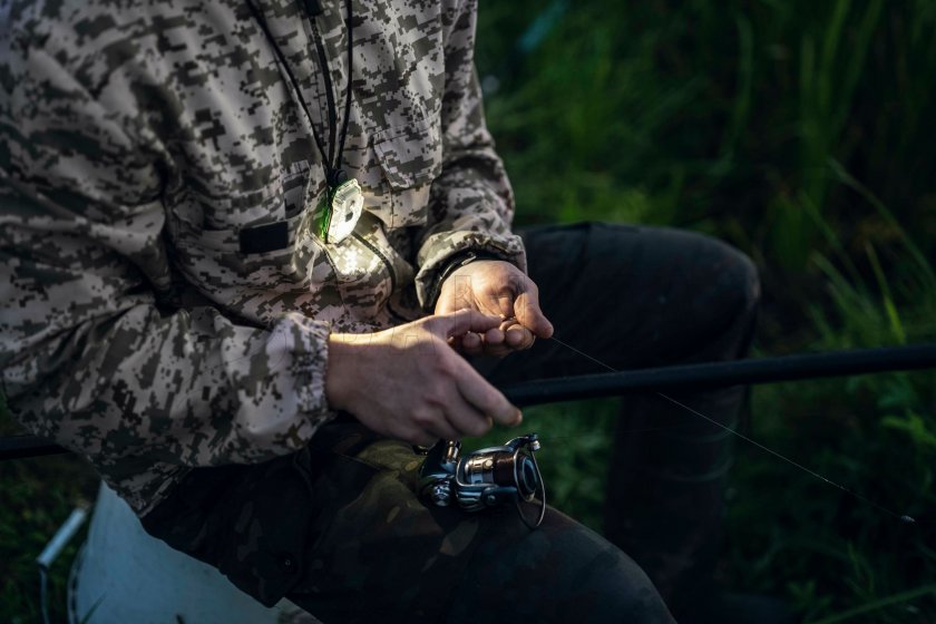 Multifunkciós lámpa Armytek Crystal - szürke UV
