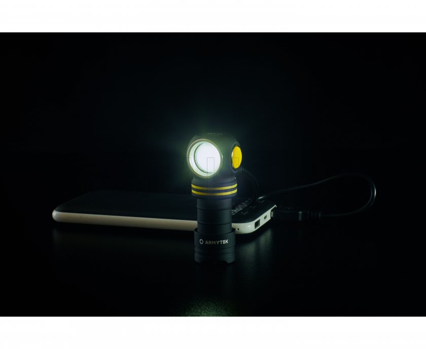 Multifunkciós lámpa Armytek Elf C1 v2 meleg fény