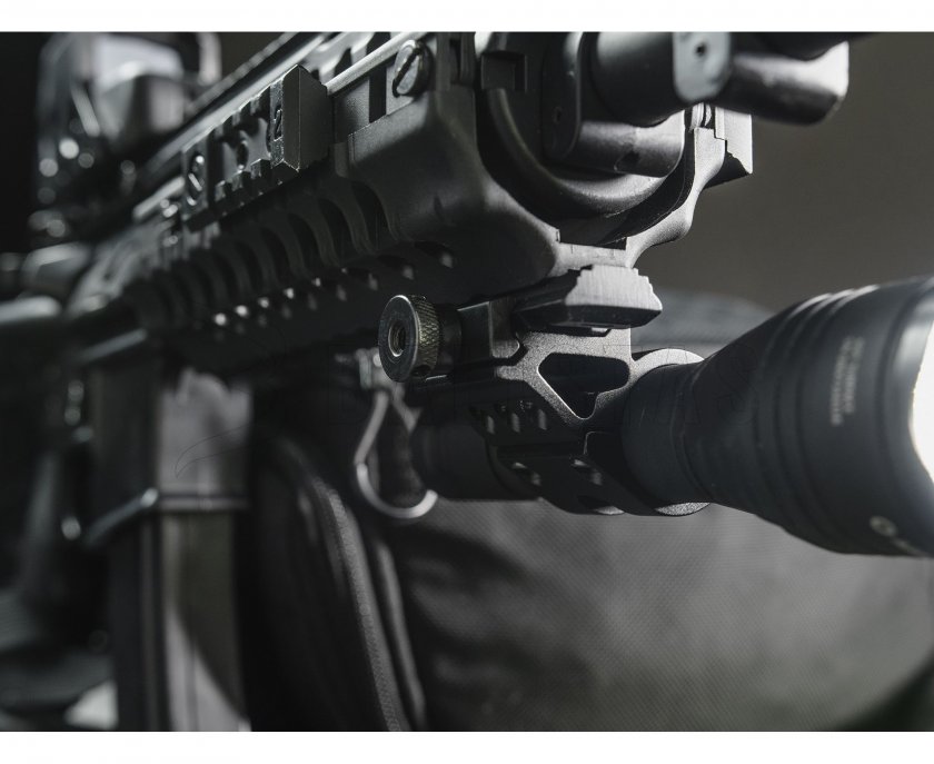 Szereléktartó fegyverre Armytek AWM-06 lámpákhoz