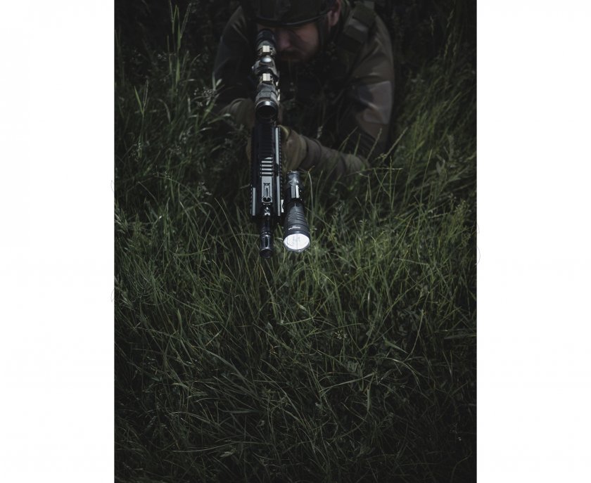 Szereléktartó fegyverre Armytek AWM-06 lámpákhoz