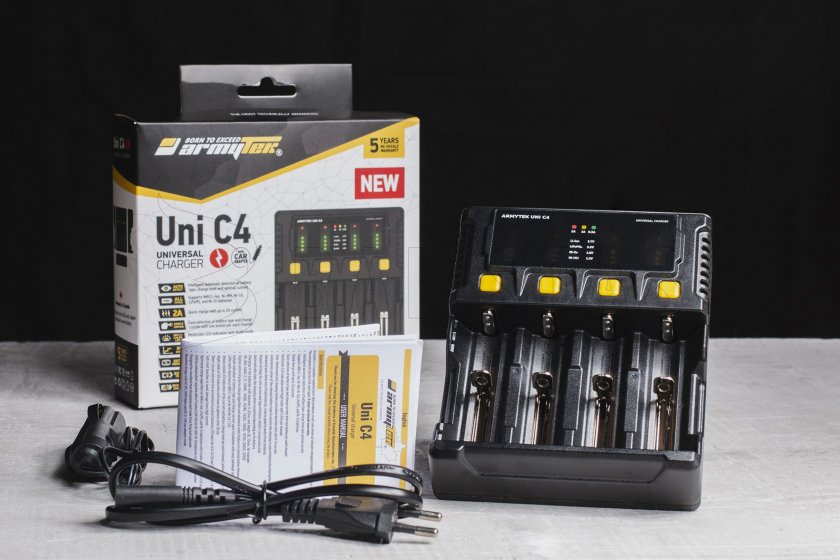 Töltő Armytek UNI C4 plug type C