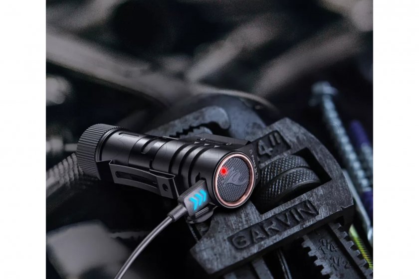Fenix HM71R tölthető fejlámpa