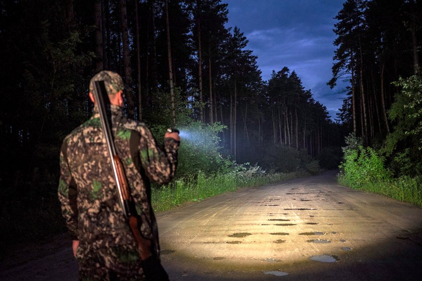 Lámpa Armytek Viking PRO meleg fény