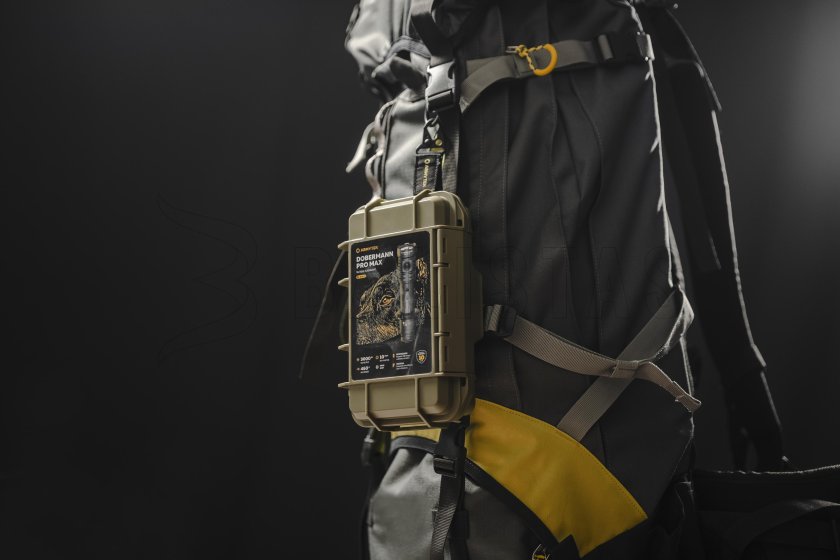 Lámpa Armytek Predator PRO MAX hideg fény