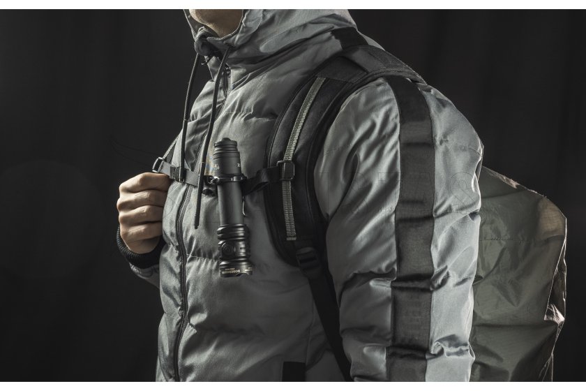 Lámpa Armytek Predator PRO MAX hideg fény