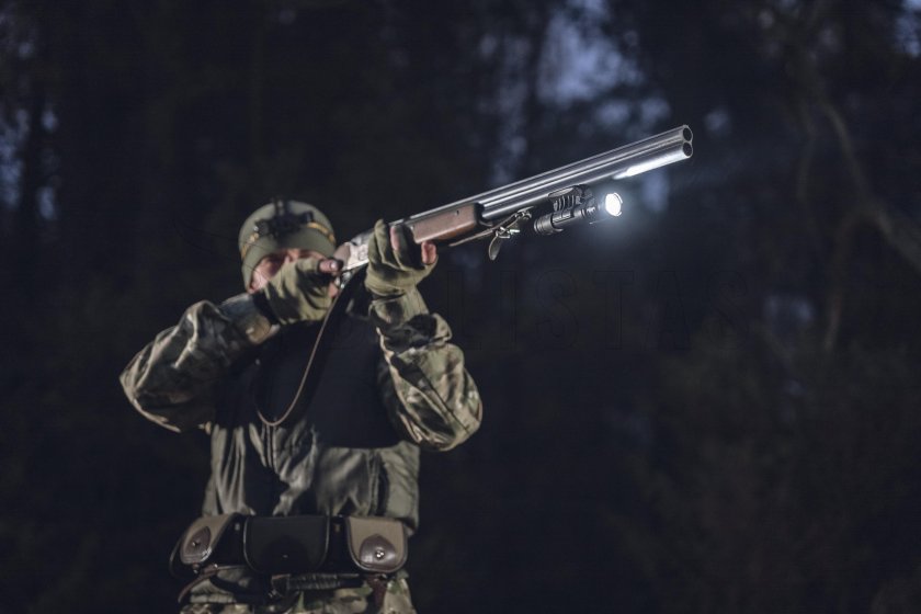 Lámpa Armytek Predator PRO MAX hideg fény