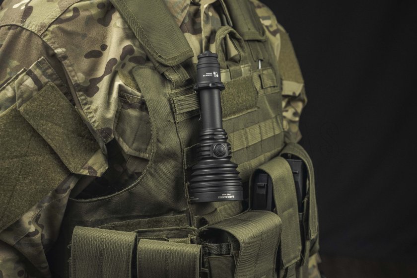 Zseblámpa Armytek Barracuda Pro Max hideg fény