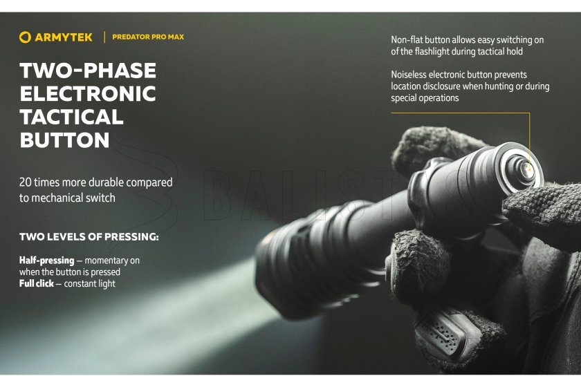 Lámpa Armytek Predator PRO MAX hideg fény