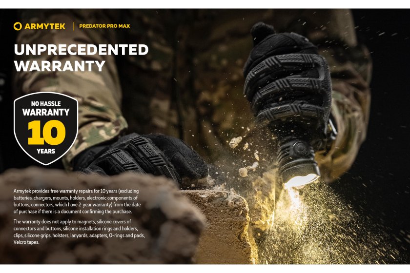 Lámpa Armytek Predator PRO MAX hideg fény