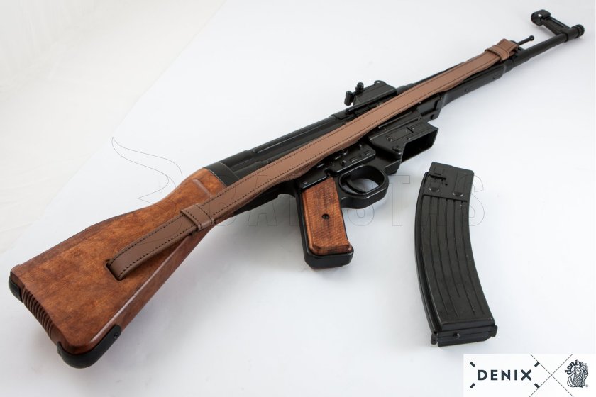 Sturmgewehr 44 replika hevederrel, Németország 1943 14