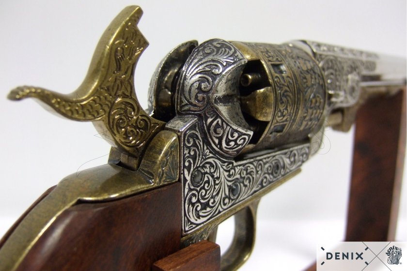Colt Navy 1851 replika – sárgaréz 5