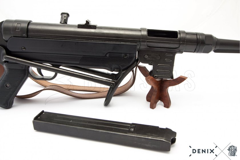 MP40 replika hevederrel, Németország 1940 17