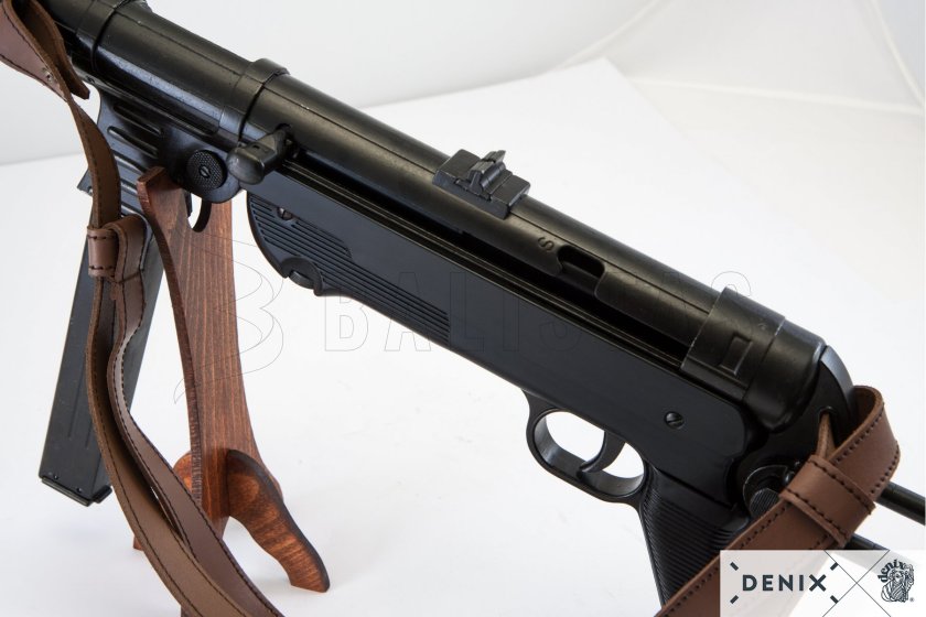 MP40 replika hevederrel, Németország 1940 7