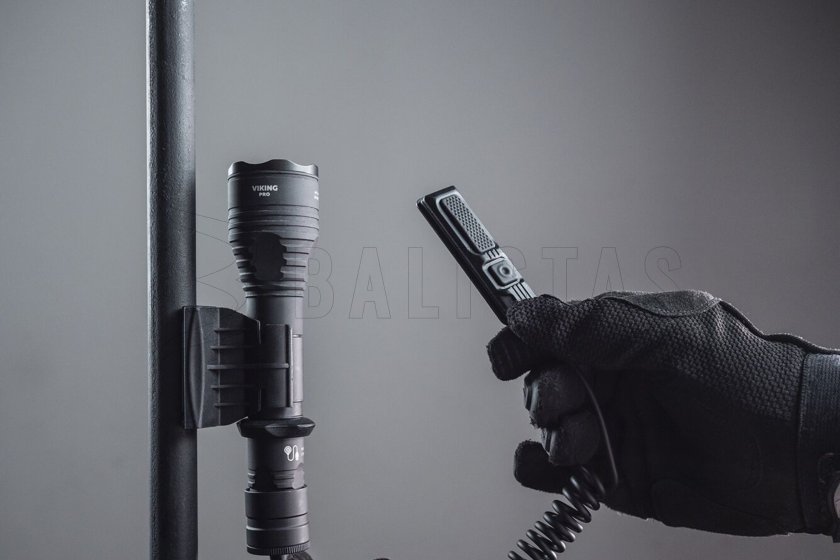 Zseblámpa Armytek Viking PRO szett meleg fény 9